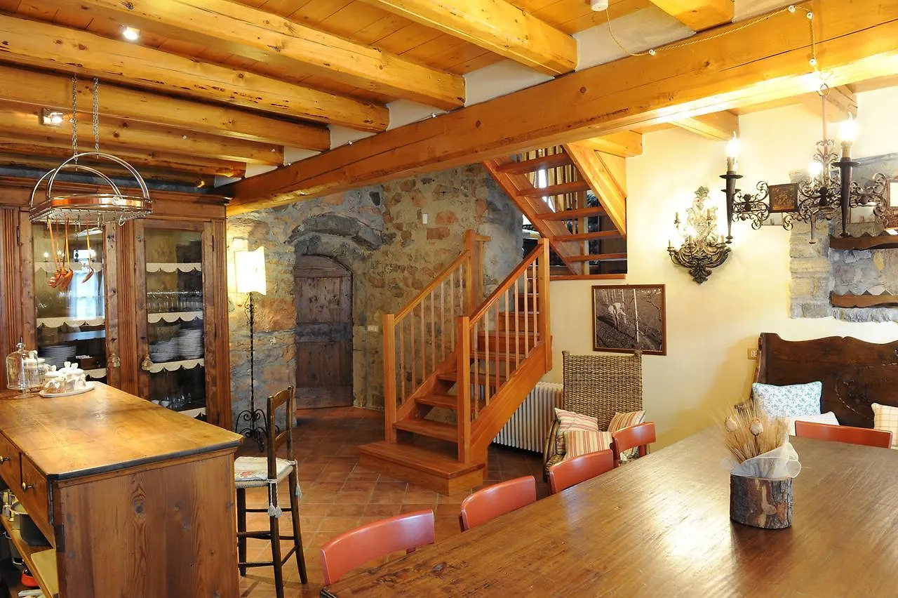 L'Involt Mountain Lodge Borno Italy